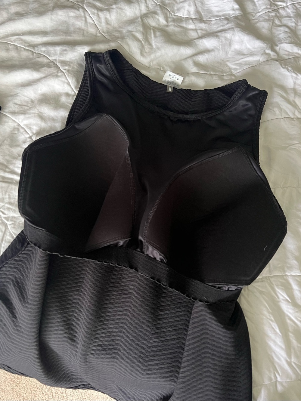 Lands’ End Textured Tankini Top - Picture 4 of 6
